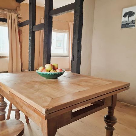 Kleines Fachwerkhaus Im Herzen Von Lemgo Fuer Individualisten Exterior foto